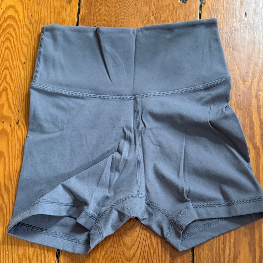 we are tala skinluxe tornado gray biker shorts size xs short inseam